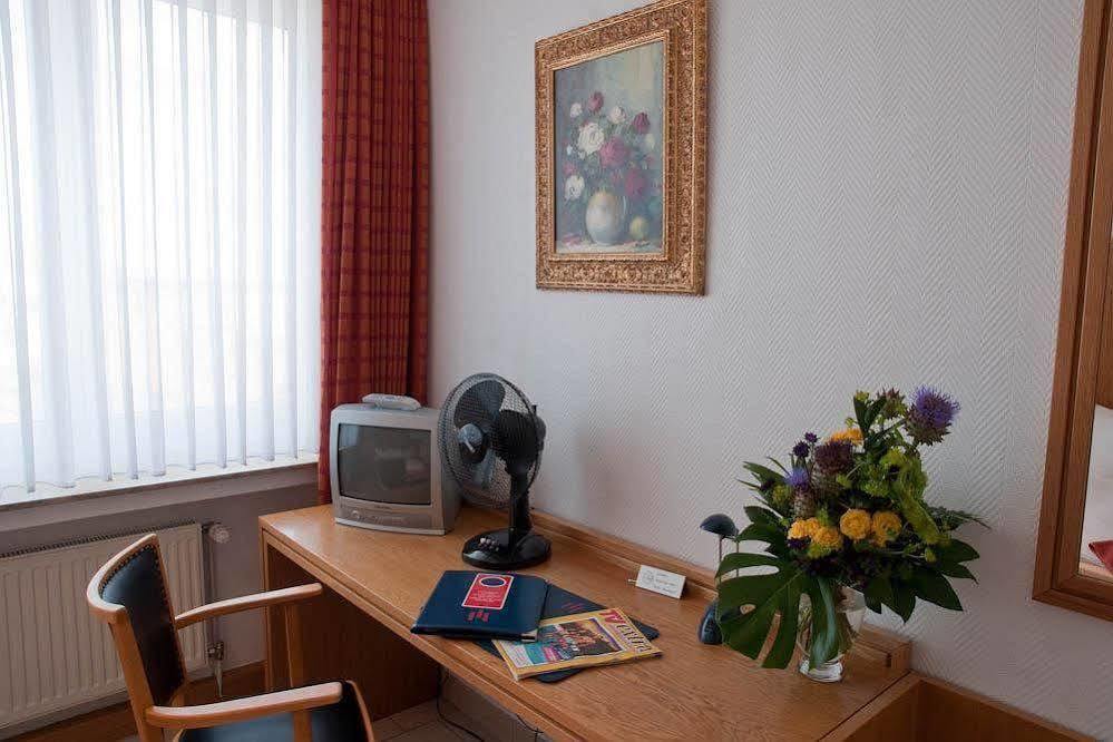Hotel Conti Am Hauptbahnhof Мюнстер Экстерьер фото