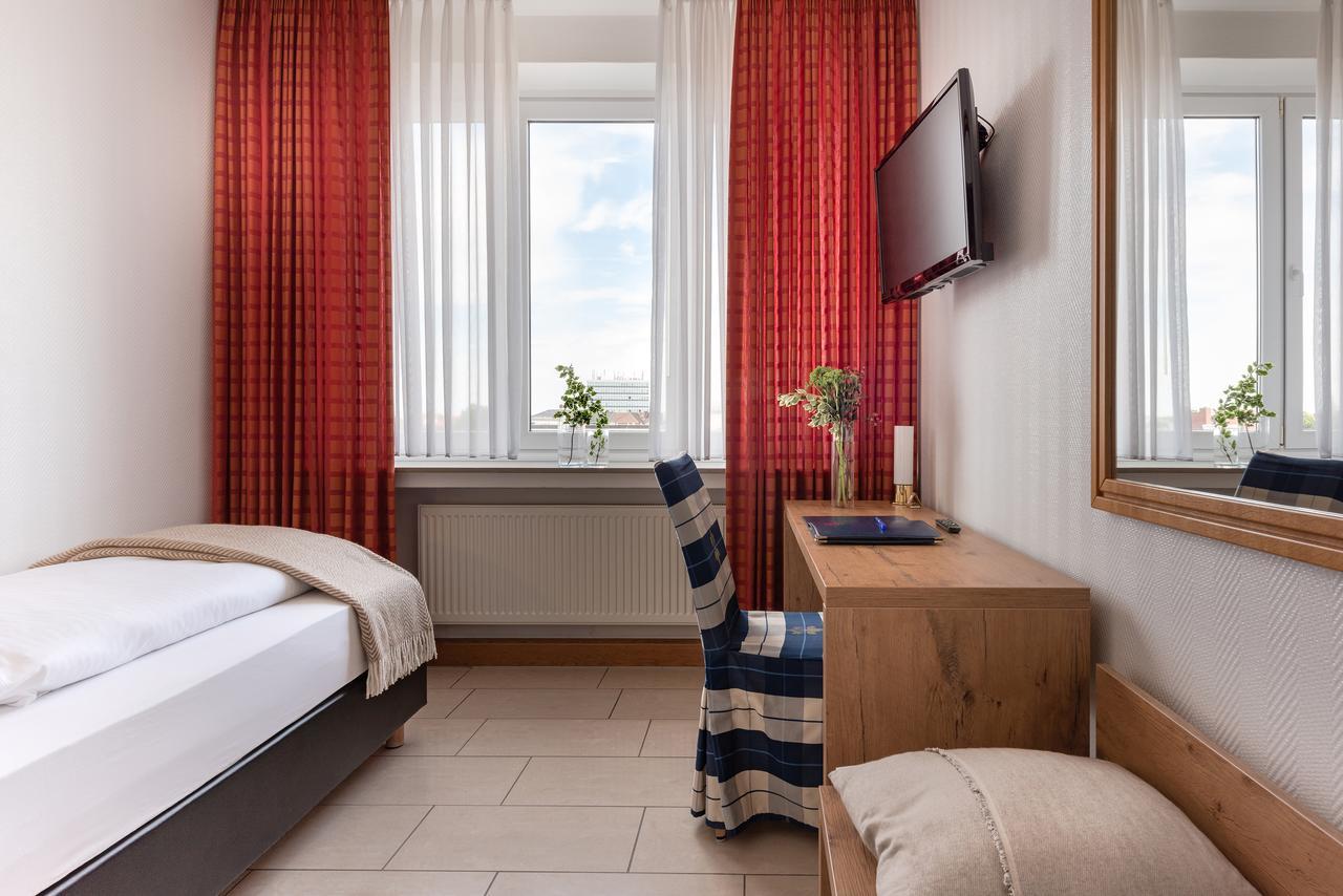 Hotel Conti Am Hauptbahnhof Мюнстер Экстерьер фото